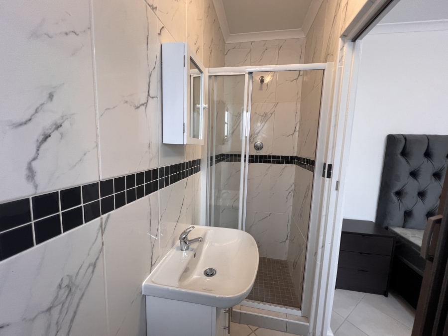 To Let 1 Bedroom Property for Rent in Tijgerhof Western Cape